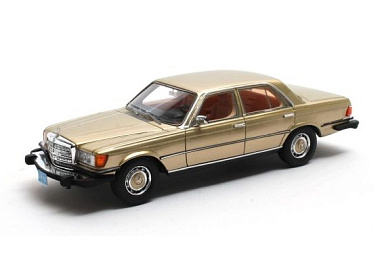 Mercedes-Benz 1:43 Mercedes-Benz 300SD Turbodiesel W116 USA (gold) MX11302-222