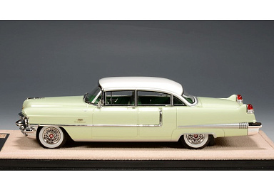 Cadillac 1:43 Cadillac Fleetwood Sixty Special - 1956 (light green / white) STM56205