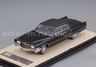 Cadillac 1:43 Cadillac Sedan de Ville - 1970 (black) STM70505