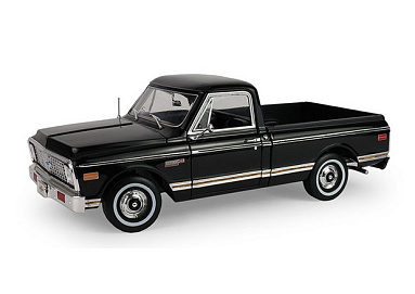 Chevrolet 1:18 Chevrolet C-10 Custom пикап - 1971 (black) HW18054