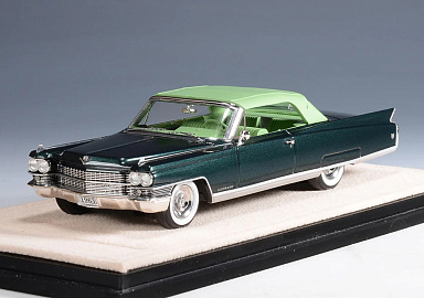 Cadillac 1:43 Cadillac Eldorado Biarritz Closed roof - 1963 (Brewster green met.) STM63002
