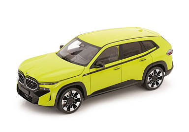 BMW 1:18 BMW XM - 2023 (yellow) 110023302