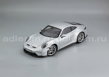 Porsche 1:18 Porsche 911 GT3 Touring Pack (992.2) - 2025 (GT-Silver Metallic) 187002